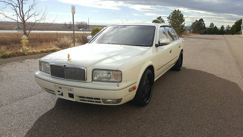 Illustration for article titled For $8,500, Would You Celebrate President's Day In This 1991 Nissan President?